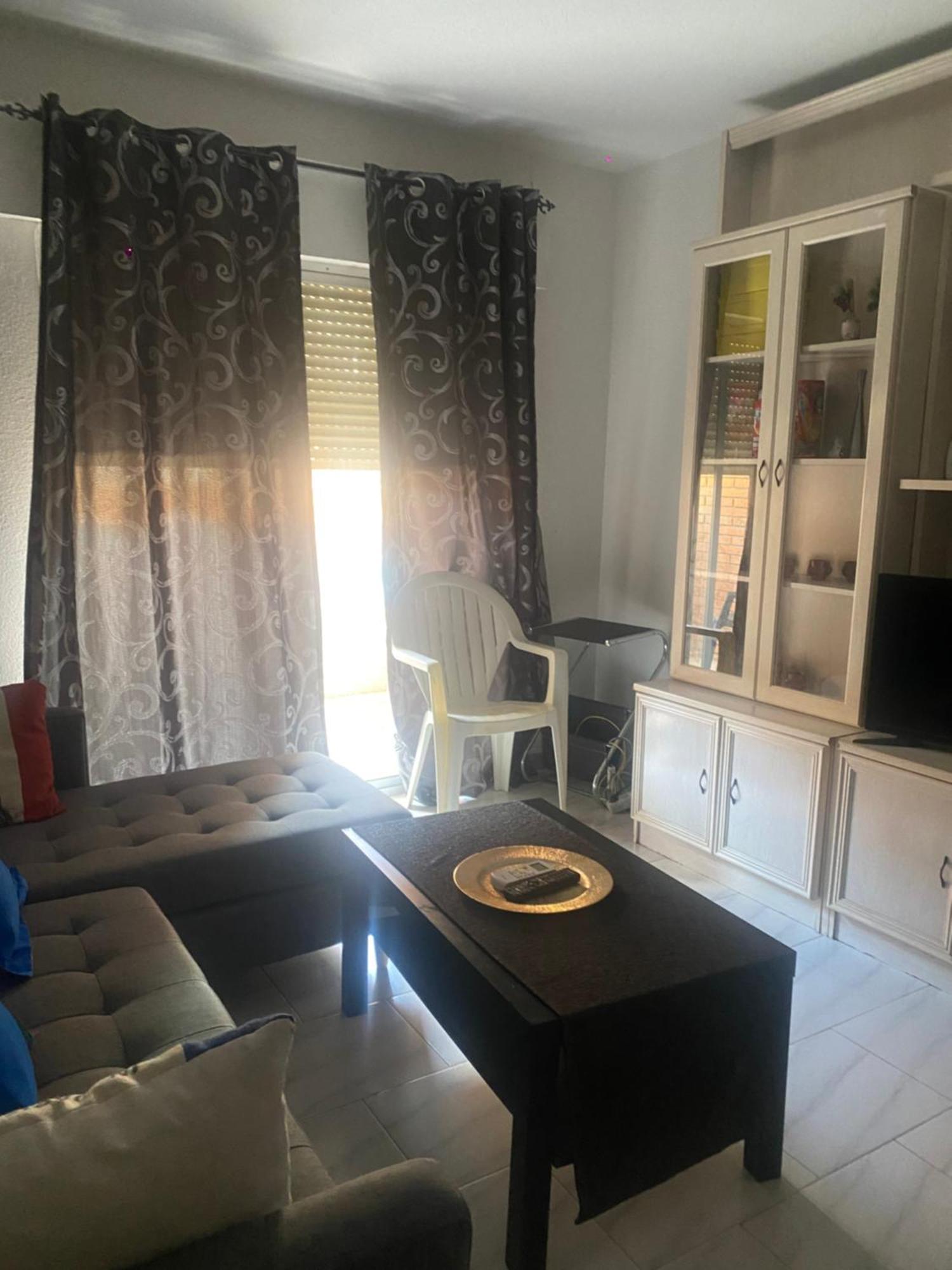 Apartamento Paris Alcalá de Henares Exterior foto