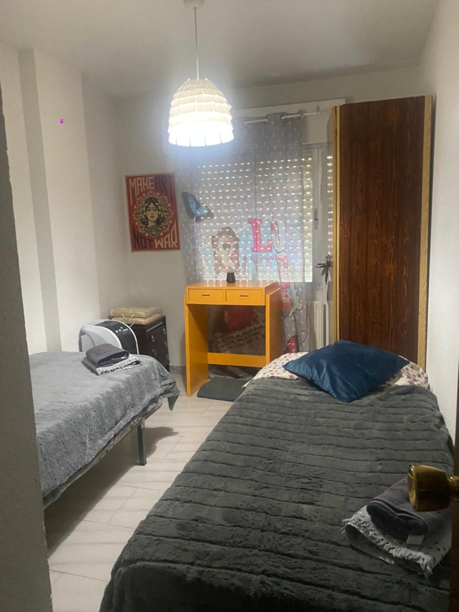 Apartamento Paris Alcalá de Henares Exterior foto